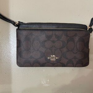 Brand New With Tags Coach Brown Leather Double Zip Wallet